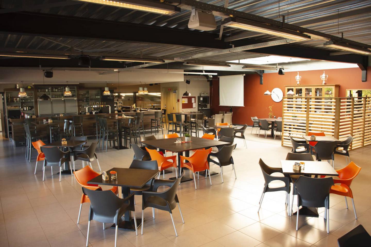 cafetaria de return